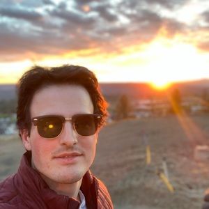 Meet your Posher, Davis